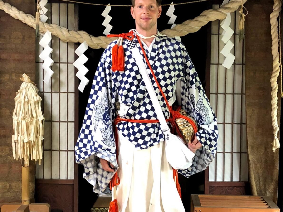 Tim Bunting Kiwi Yamabushi